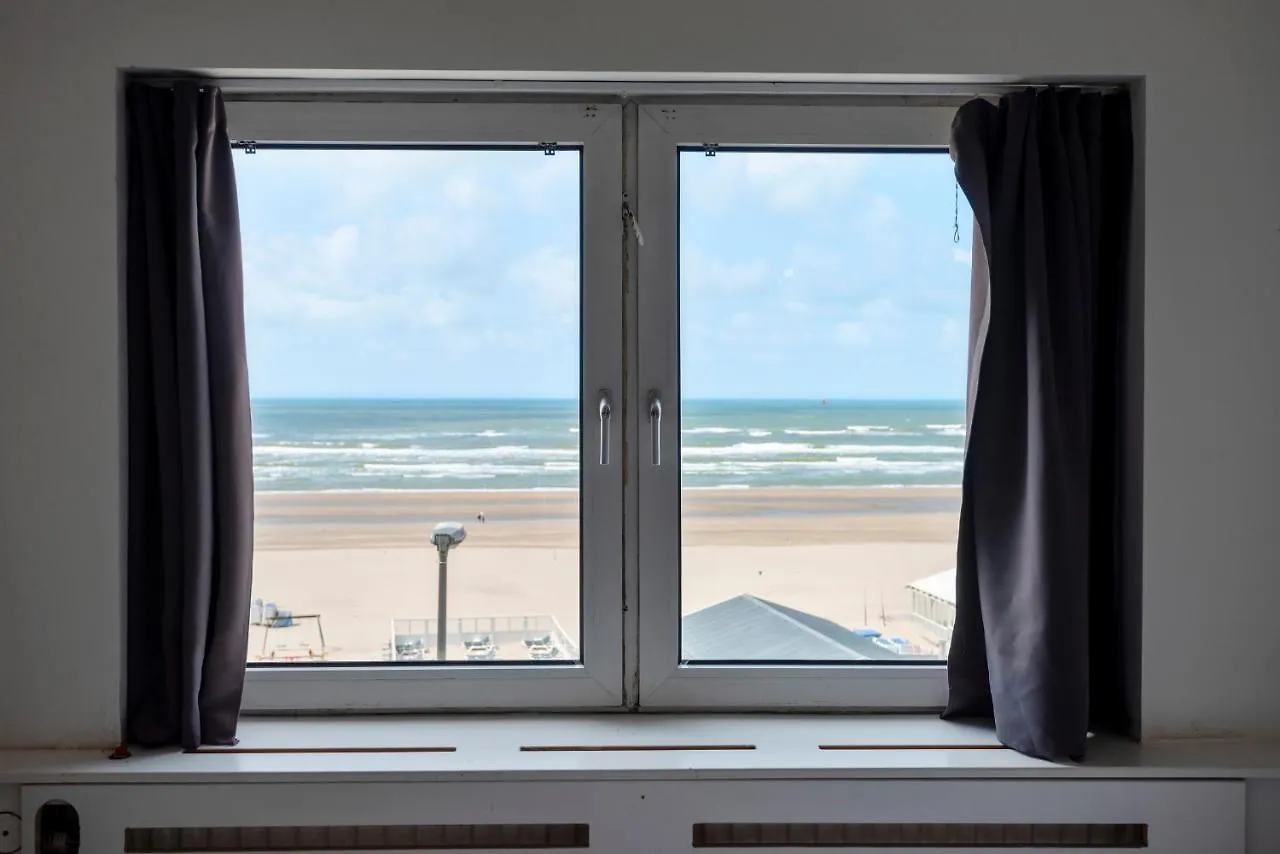 Beautiful Beachfront Apartment Zandvoort 0*,